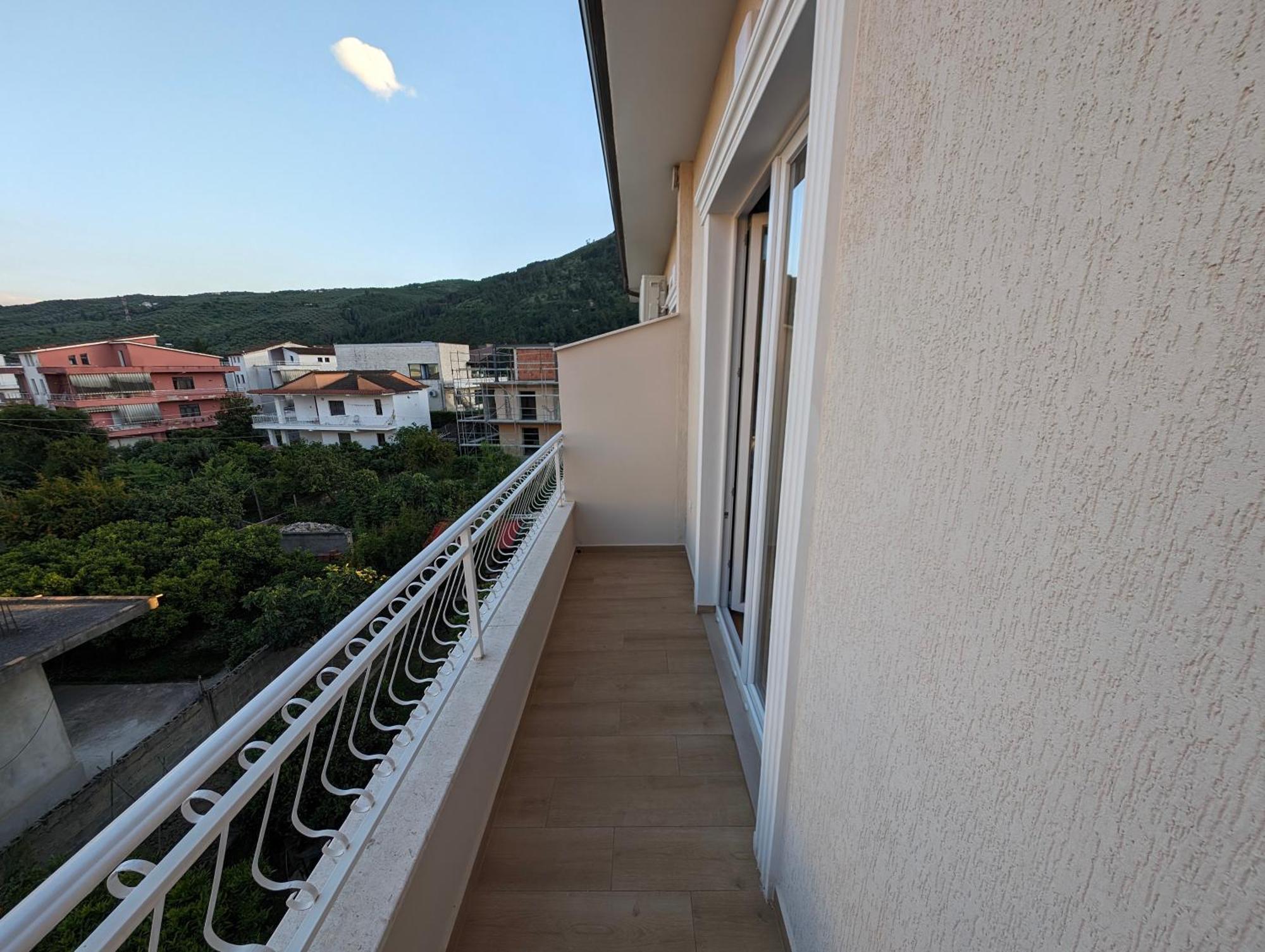 Appartamento With Garden & Balcony